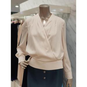 미니멈 세이브존01 볼륨 드레이핑 랩 블라우스 MWCAWB7170