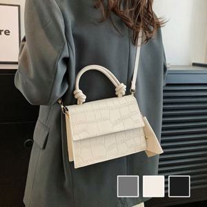 여성토트백 파우치포함 여성 모던 뱀피 포인트 미니 토트백 가방