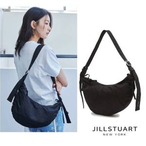 [질스튜어트] 블랙 나일론 발레코어 무드 호보크로스백 JABA4F251BK