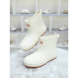 [블리아르]라운드 심플 여성 숏 레인부츠 4cm BLMD57001-1_GN