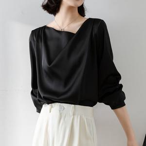 [에이시크] 새틴 드레이프 블라우스 C24CBL495