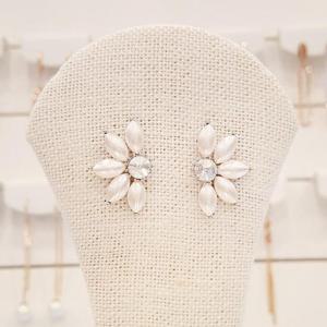 볼라레 세이브존01 혼주귀걸이 오스트리아 스톤 진주 LE527