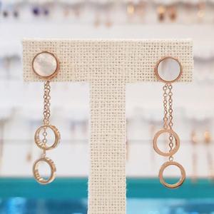 볼라레 세이브존01 써지컬스틸 자개귀걸이 SSE544