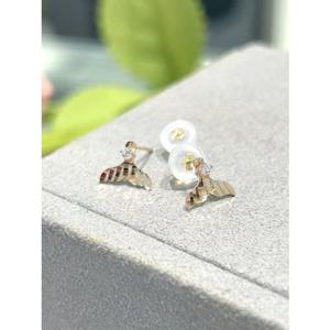 로이드 14K 컷팅 큐빅 포인트 고래꼬리 귀걸이 LPFO1009G