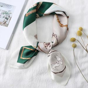 [커스텀에이블] 프레임 스퀘어 쁘띠 스카프_C2410AC016C