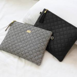 [레네]블루마운트 여성 가죽 스퀘어 클러치백 BM_WO1025