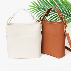 [레네]블루마운트 여성 가죽 사각 데일리 크로스백 WO1031