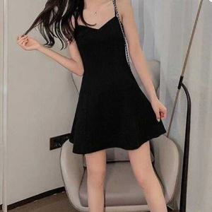 [잇백잇슈]플레어여름원피스 끈나시 깔끔 예쁜 편안 데일리 여성