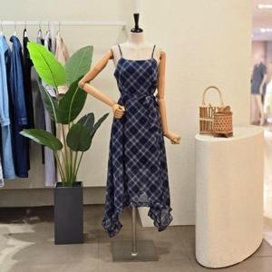 [포커스]FM5D9OP5162_체크 언발란스 끈 원피스