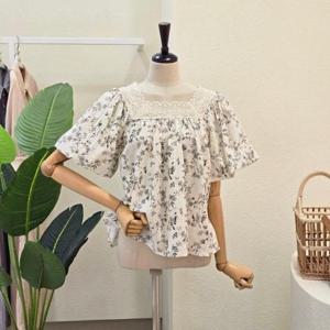 [포커스]FM5D3BL32299_뜨개 스퀘어넥 볼륨 블라우스