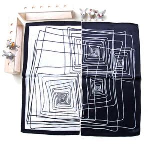 아트박스/더로라  54정사각 쁘띠 스카프-사랑이 미로 S7062