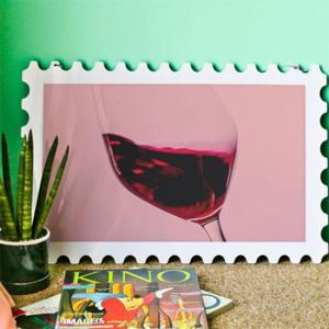 아트박스/꾸밈 nv865-행잉액자_붉은와인의유혹(우표가로대형)