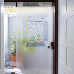 아트박스/꾸밈 pr354_m-무점착유리시트_창문밖봄비_유리문시트지