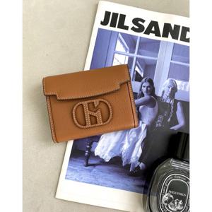 [헤지스] HIWA5F529W2_여성 브라운 H패치 소가죽 반지갑