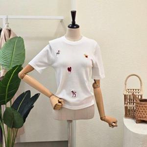 [포커스]FM5D3KT31799_강아지 자수 라운드넥 니트