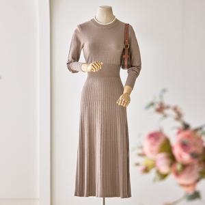 [커스텀에이블] 주름 플레어 울 니트 원피스_T2508OP616C