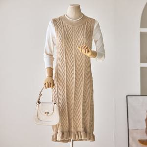 [커스텀에이블] 밑단 프릴 민소매 니트 원피스_T2508OP617C