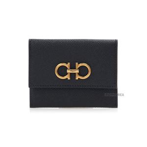 [페라가모] FW25 여성 간치니 카드지갑 22 0861 NERO 0779901