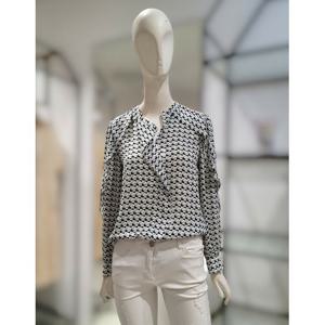 [씨]MARIOSI기하학패턴 러플 포인트 블라우스SGBAC24600