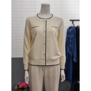 아날도바시니 세이브존02 큐빅 장식니트 티 AY10KP07S