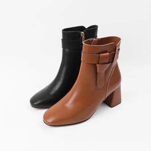 [신난다슈] 여성 앵클 부츠 힐 7cm 2종 여자 숏 앵글 부츠 기모 소가죽 발편한 통굽 BS25036