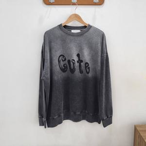 남자 레터링 그라데이션 피그먼트 맨투맨 BT-TSA-Q013-블랙