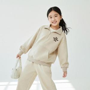 소이 세이브존07 반오픈카라맨투맨티셔츠 25W5451