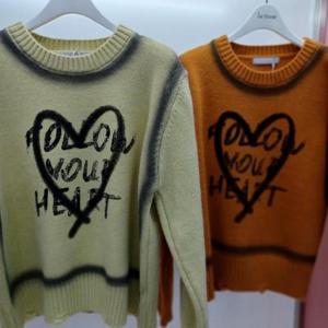 Latium HC06 짧은 색상예쁜 빈티하트 라운드 니트티 T2543sw13