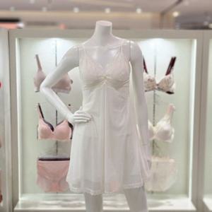 [엘르] 크림 스트링 포인트 슬립 EEWFS921CRM