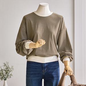 [커스텀에이블] 겉기모 스트라이프 박시 맨투맨_T2512TS169D