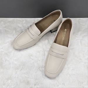 [탠디]여성 모던 클래식 로퍼 X2HS50YS11 IVORY 5SD JJ