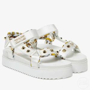 베르사체 진 꾸뛰르 플랫폼 여성 샌들 화이트 78VA3SM2 ZS187 G03