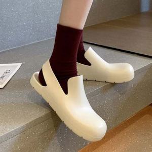 쿨샵 여성 고무 플랫슈즈 방수샌들 물놀이 슈즈