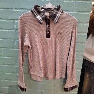 애플핑크 HC35 체크배색 골지 카라 티셔츠 APK8A165