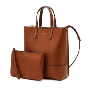 [헤지스]헤지스 브라운 로고프린트 가죽 토트백 WIBA5E403W2