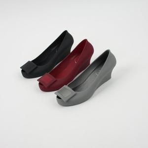 [비앤에스]웨지 굽젤리 플랫슈즈 (J0053)