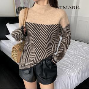 ATMARK (77까지)터틀넥배색사선니트_AA39KN024G