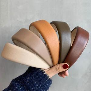 인조 가죽 도톰한 머리띠 데일리 패션 코디 헤어밴드