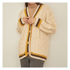 [미쏘][미쏘]오버핏 컬러 배색 케이블 가디건(MIWCKAT37T).