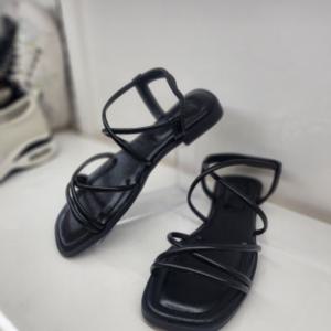 [리바디]리바디 주디 스트립 샌들 2.5cm ARA2024RV2200