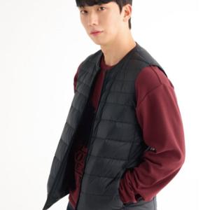 [잠뱅이]라운드 넥 지퍼 경량 다운 베스트 AO4WWV801_IC