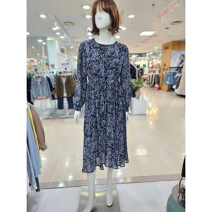 [아날도바시니]스모크 긴팔 스트링 훌 원피스 AY04OP31S1