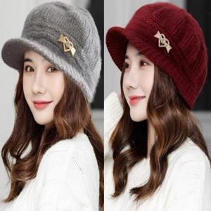 중년 여성 엄마 할머니 여자 뜨게 방한 모자