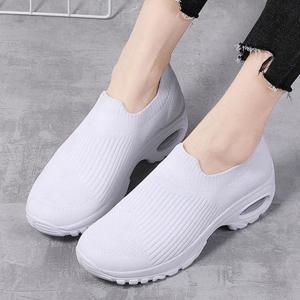 여성 니트재질 캐주얼 에어슬립 슬립온 운동화 LK517N