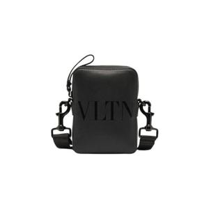 발렌티노 VLTN 로고 스몰 크로스바디백 블랙 B0943BHY0NO