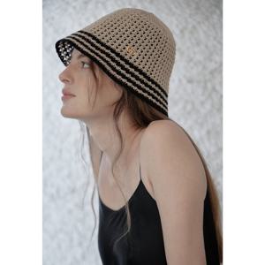 [헤지스]HIHE5F110I2_여성 베이지 라인배색 면혼방 벙거지모자