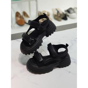 [한슈]커빈 밸크로 청키 통굽 샌들 앞4/굽6cm HS363933lc