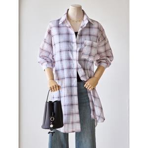 [커스텀에이블]체크 롤업 옆트임 롱 셔츠_T2508BL622C