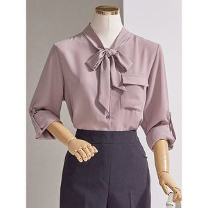 [커스텀에이블]플랩포켓 타이넥 블라우스_T2508BL087C