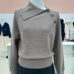 [플라스틱아일랜드]사선오픈 단추 니트 풀오버(PQ4KL663)_CA